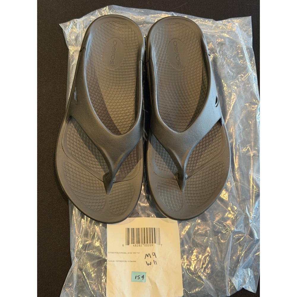 Oofos OOriginal Recovery Sandals Black Mens 9 Womens 11 Thong Flip Flops